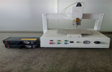Yüksek Hızlı Hassas 3 Eksenli Tutkal Dağıtım Makinesi AC110 220V 300W