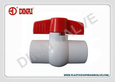 Düşük Akış Kaybı UPVC Kompakt Plastik Küresel Vana, ANSI / JIS / DIN Soket Uç